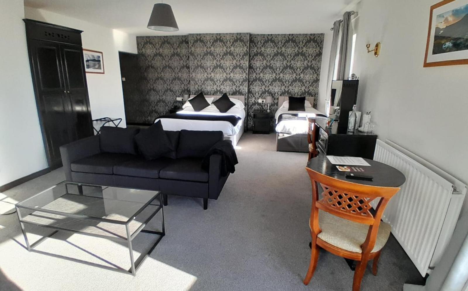 The Donard Bed and Breakfast Newcastle  Buitenkant foto