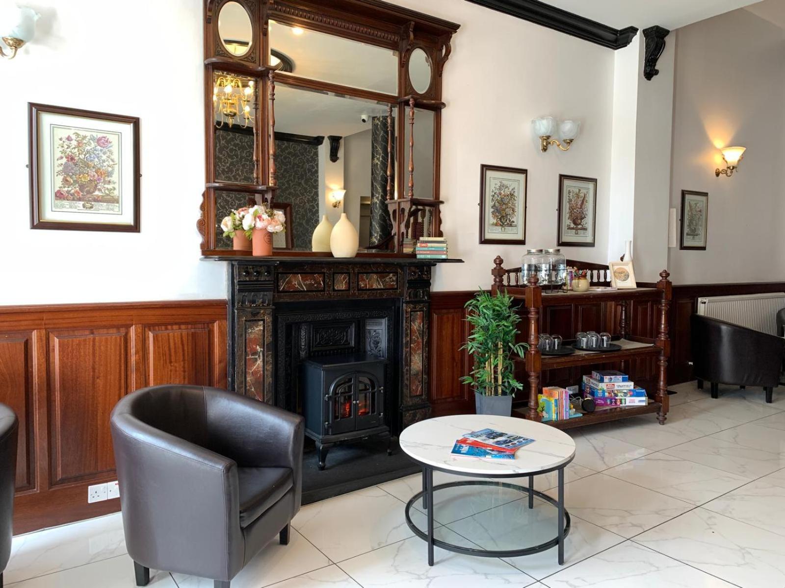 The Donard Bed and Breakfast Newcastle  Buitenkant foto